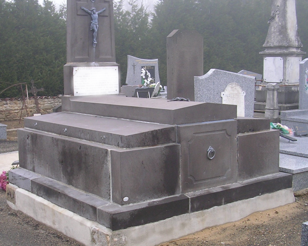 Réfection monument après